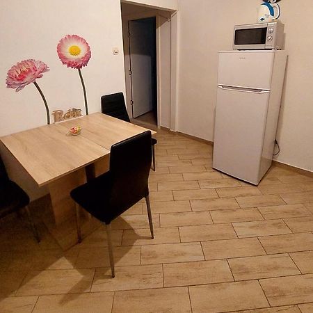 Studio Apartman Dolenac Apartment Zagreb Ngoại thất bức ảnh